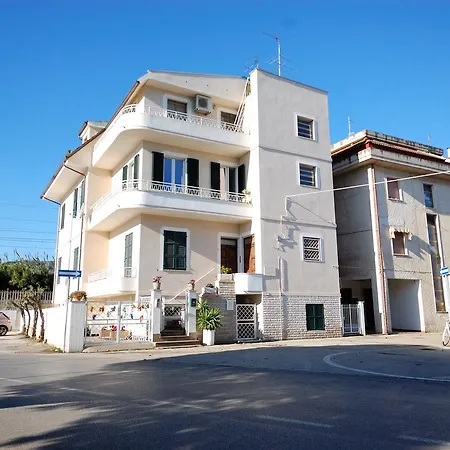 Bed & Breakfast Incanto Sotto Il Mare San Benedetto del Tronto